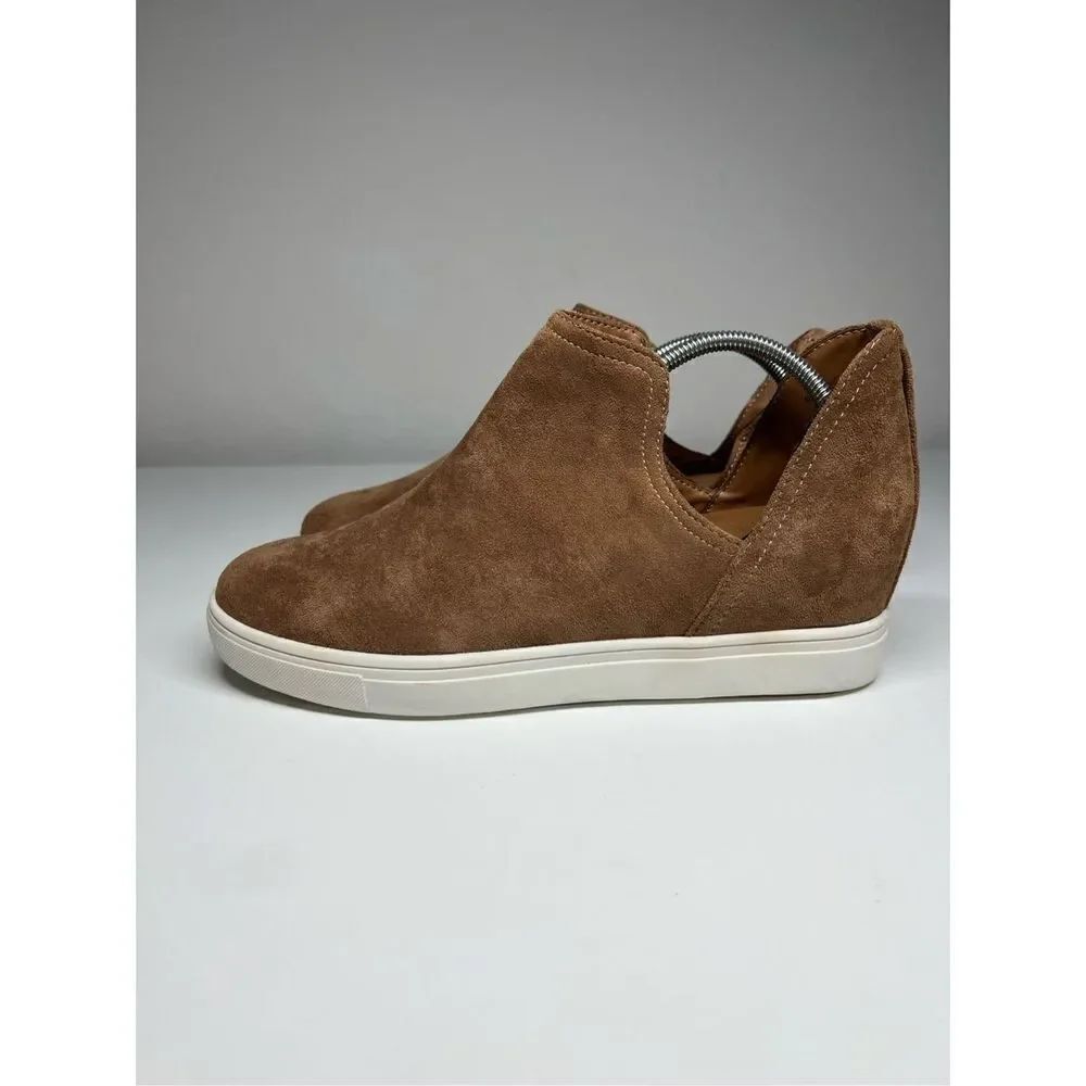 Cushionaire Hero cut-off Hidden Wedge sz 9 1/2